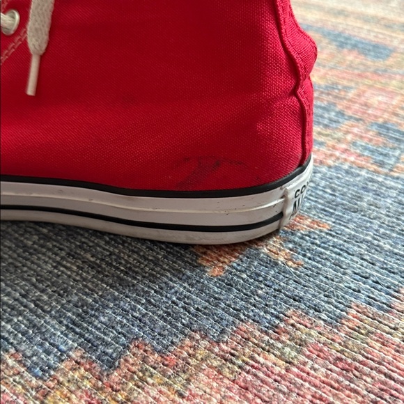 Men’s 10.5 Red High Top Sneakers - Picture 8 of 9
